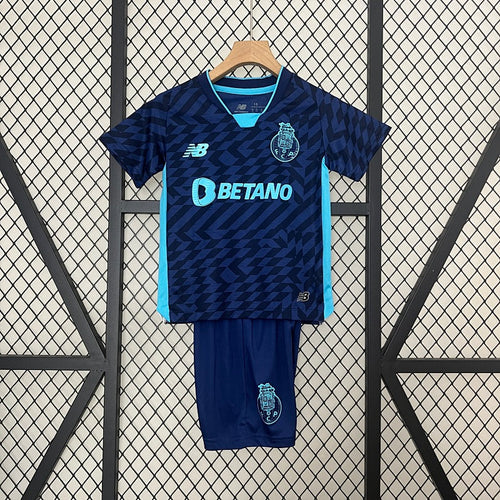 FCP 24/25 – Kids Third Kit