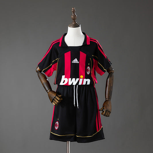 ACM 06/07 Kids Home Kit retro