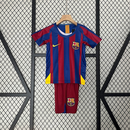 FCB 05/06 – Kids Home Kit