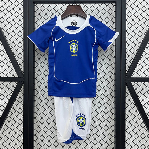 BRA 2004 – Kids Away Kit