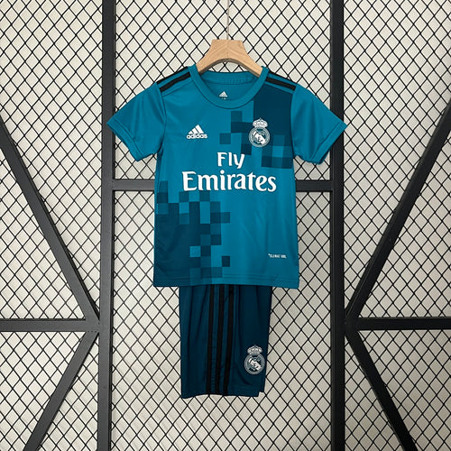 RM 17/18 – Kids Third Kit