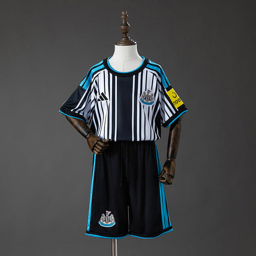 NEW 26/27 Kids Home Kit