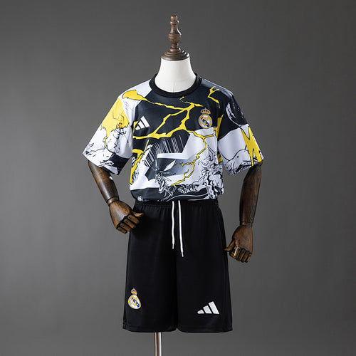 RM 25/26 Avengers – Pre-Match (Black & White) Kids Kit