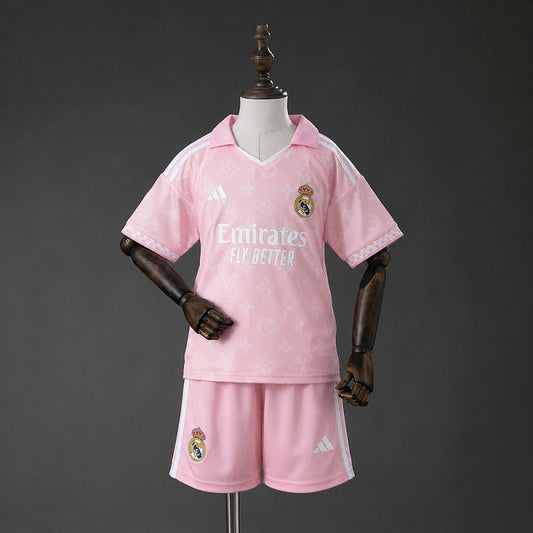 RM X LV 26/27 Collab Kids Kit